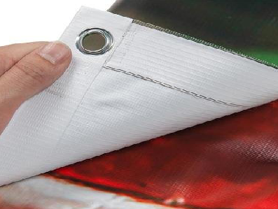 瑞金喷绘和刀刮布的工艺区别。