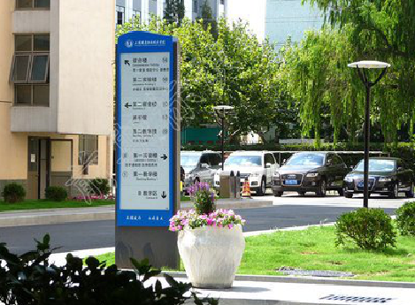 瑞金哪些因素影响宣传栏的制作？